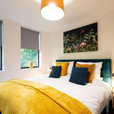 Polly'S Place Apartment Taunton & Free Off Road Parking & Wifi Eksteriør billede