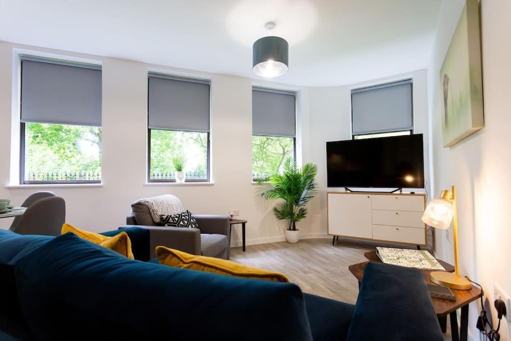 Polly'S Place Apartment Taunton & Free Off Road Parking & Wifi Eksteriør billede