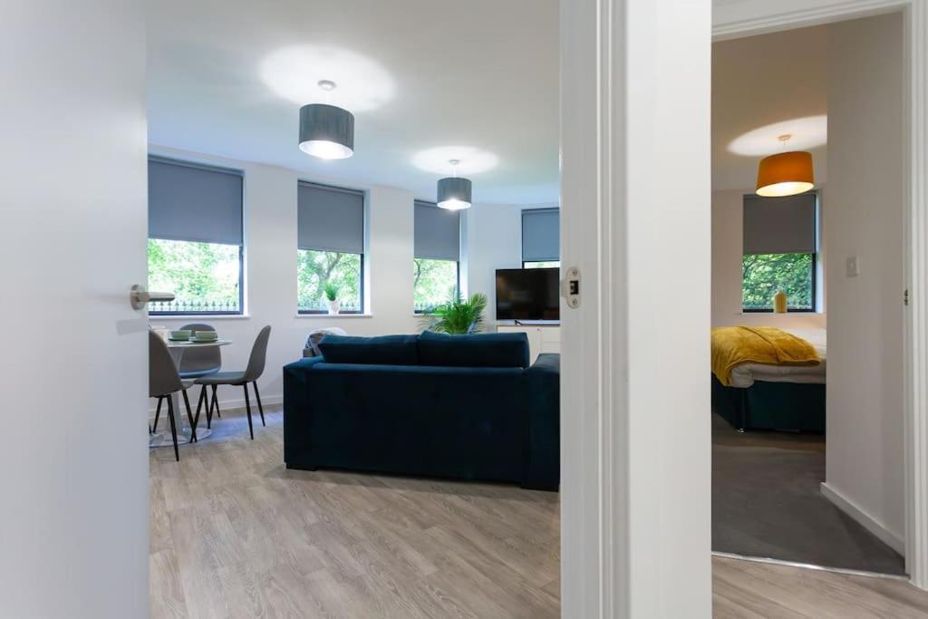 Polly'S Place Apartment Taunton & Free Off Road Parking & Wifi Eksteriør billede