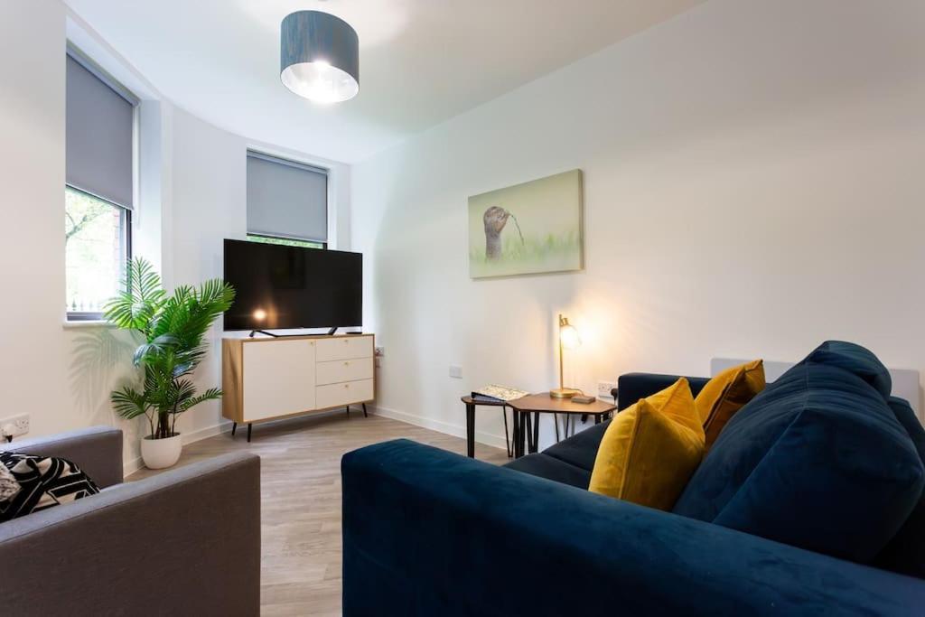 Polly'S Place Apartment Taunton & Free Off Road Parking & Wifi Eksteriør billede