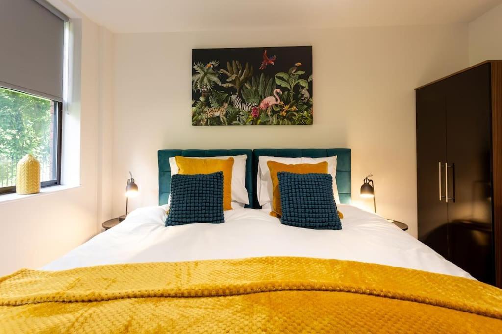 Polly'S Place Apartment Taunton & Free Off Road Parking & Wifi Eksteriør billede